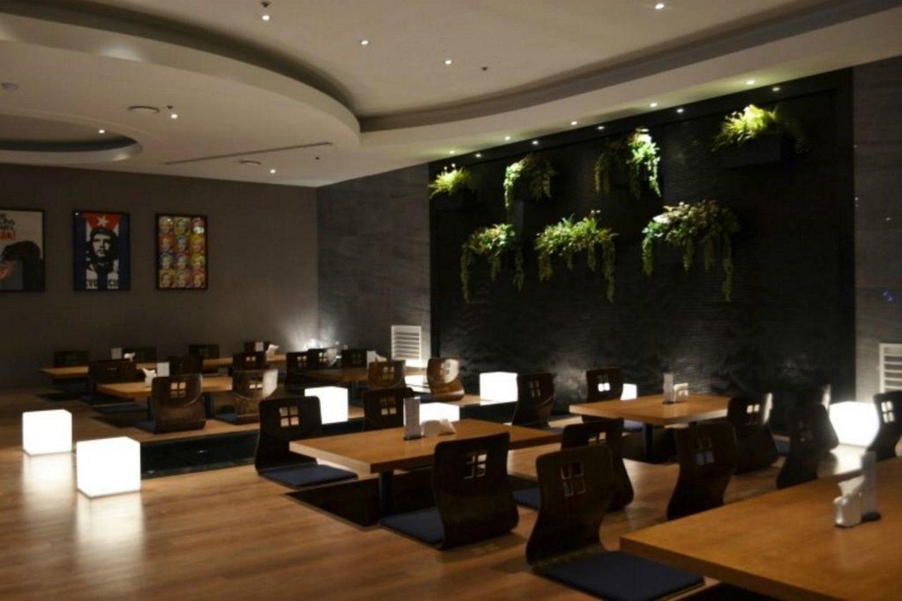 Ramid Khách sạn 4*